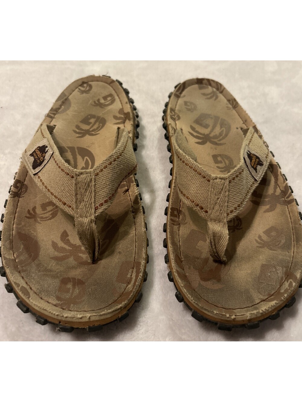 Gumbies Islander Canvas Flip Flops Sandals Men's 11 Women's 12 Tan Palm Trees